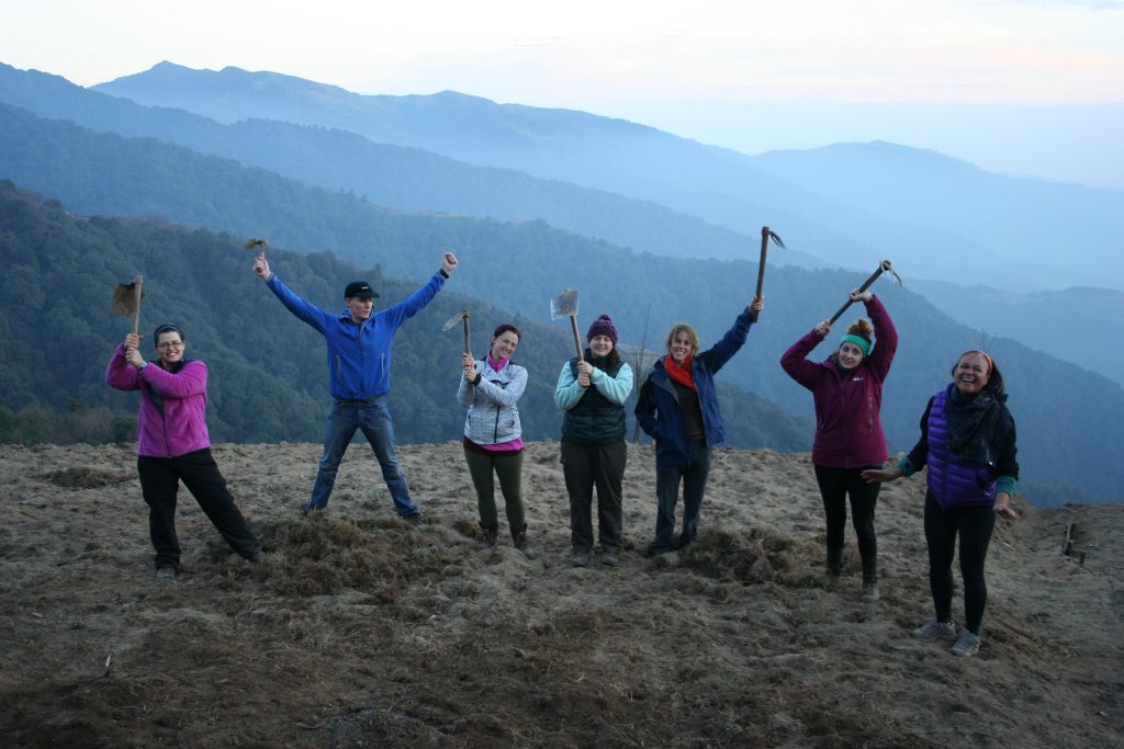 Ecotrip group hiking